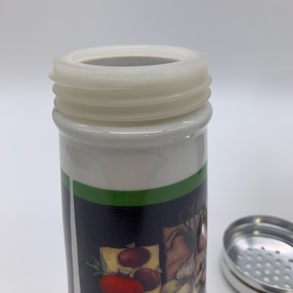 Susan Winget Ceramic Vintage Cheese Shaker BRAND NEW! With Veg. & Fruit Patterns - Picture 7 of 12